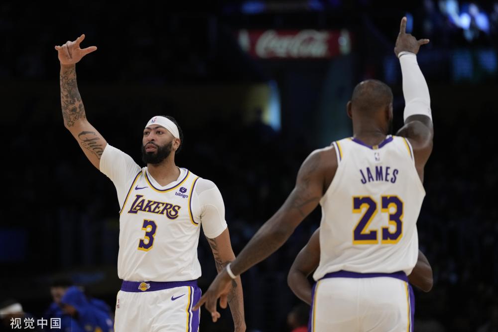 两端的僵持 两端的僵持